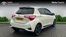 Toyota Yaris 1.5 VVT-i Design 5dr Petrol Hatchback